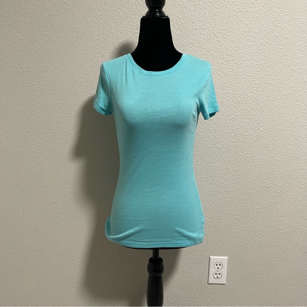 Old Navy | Basic Tee Shirt